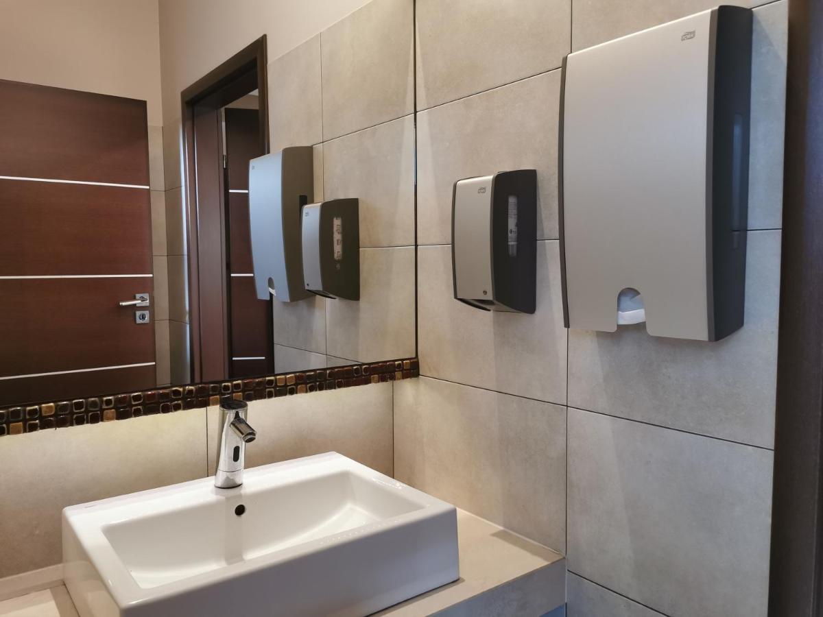 Hotel Gambit I Restauracja Cieszyn Cieszyn  Exteriör bild