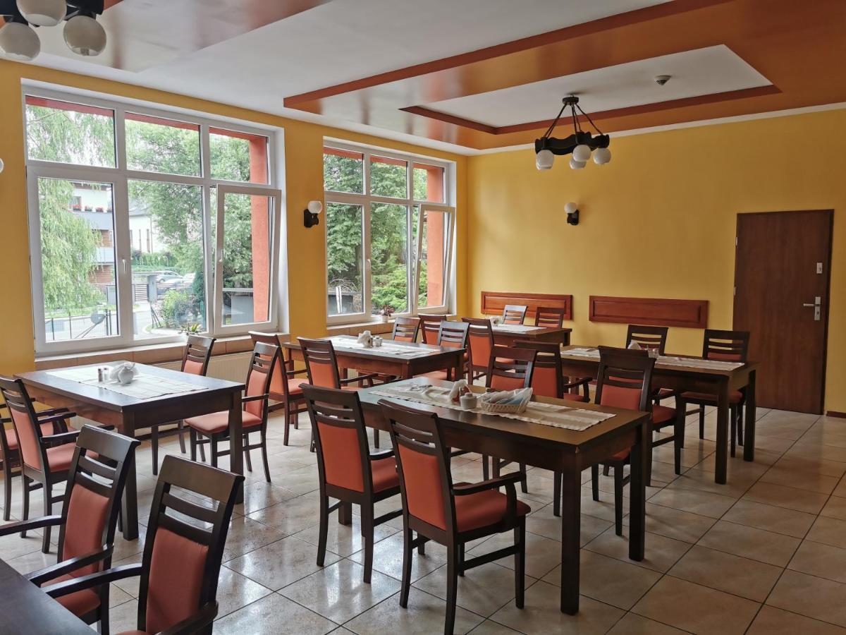 Hotel Gambit I Restauracja Cieszyn Cieszyn  Exteriör bild