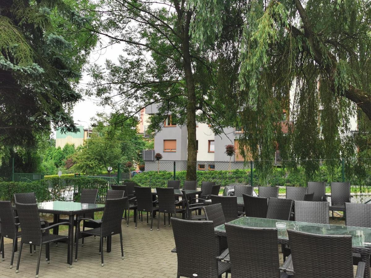 Hotel Gambit I Restauracja Cieszyn Cieszyn  Exteriör bild