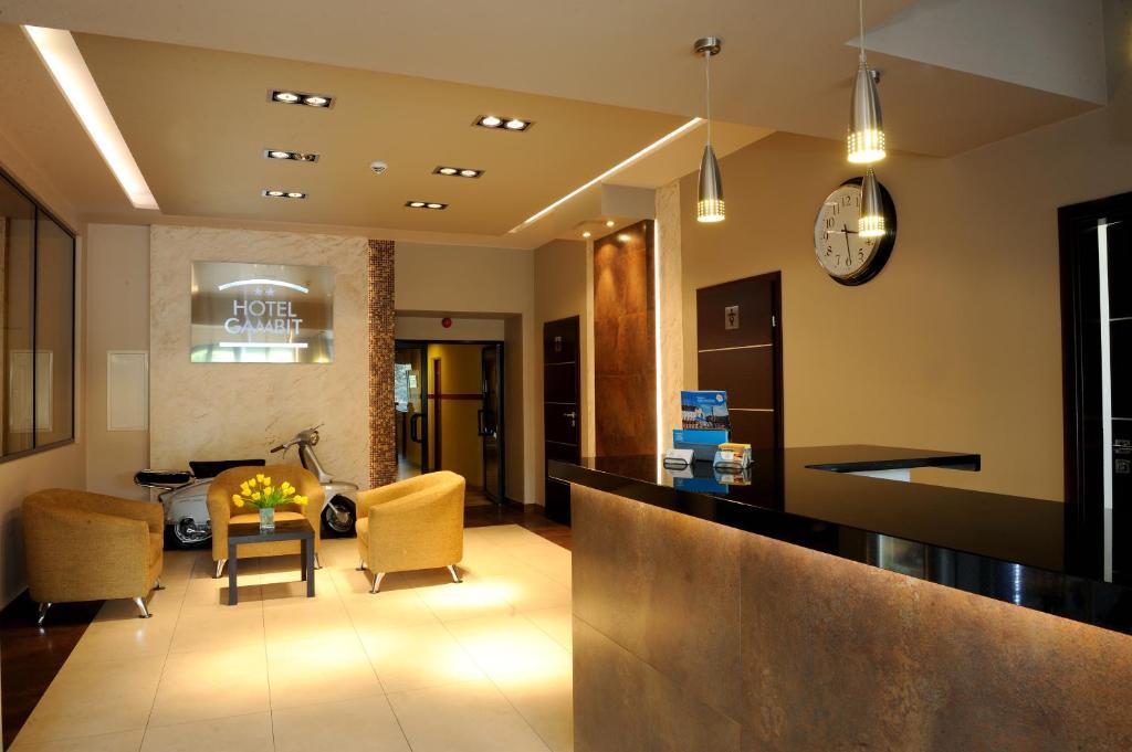 Hotel Gambit I Restauracja Cieszyn Cieszyn  Exteriör bild