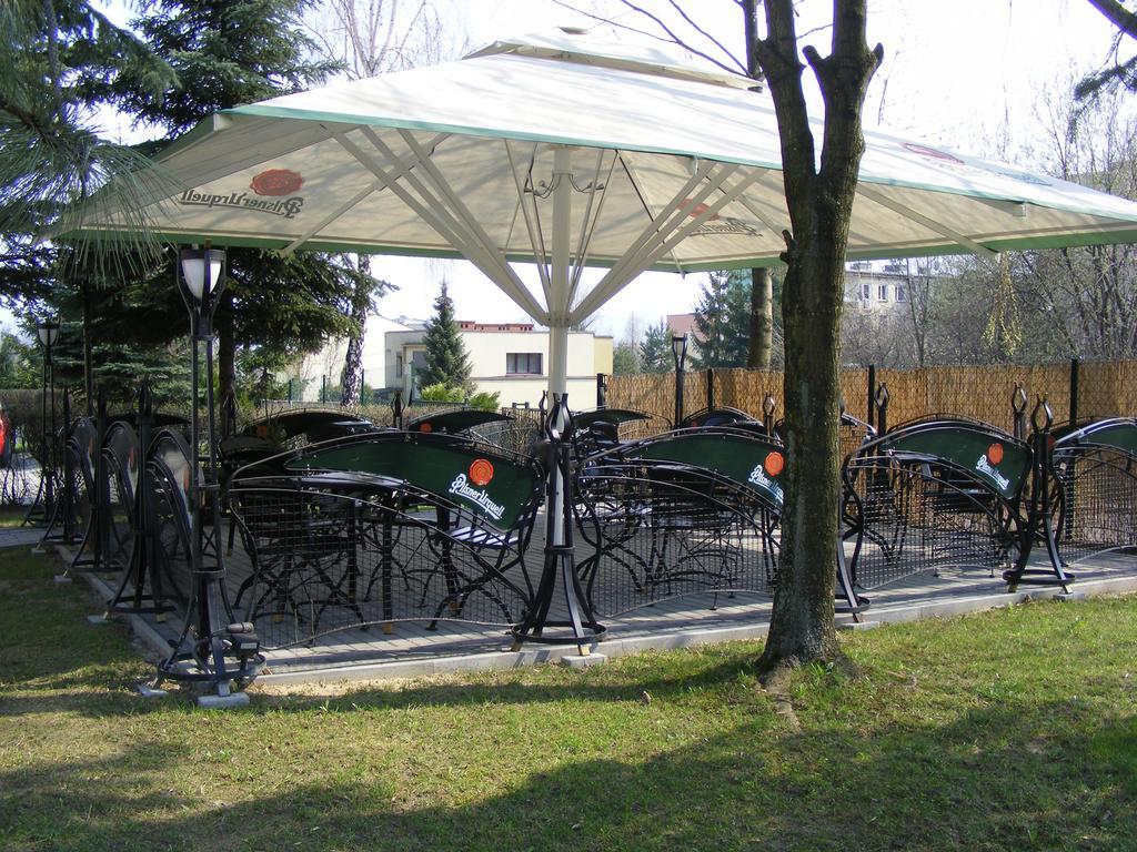 Hotel Gambit I Restauracja Cieszyn Cieszyn  Exteriör bild
